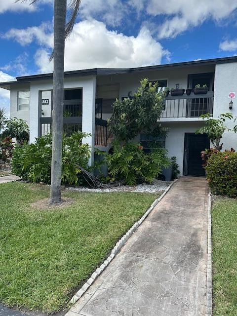 For Sale: $204,900 (2 beds, 2 baths, 1198 Square Feet)