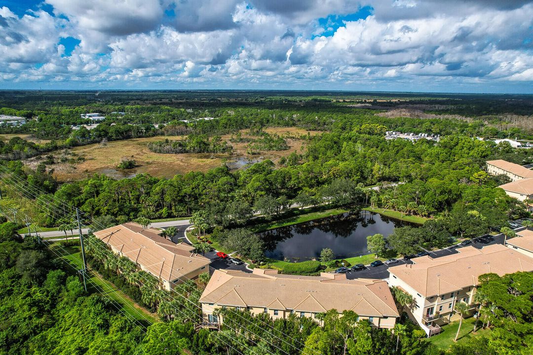 For Sale: $388,500 (3 beds, 3 baths, 1720 Square Feet)