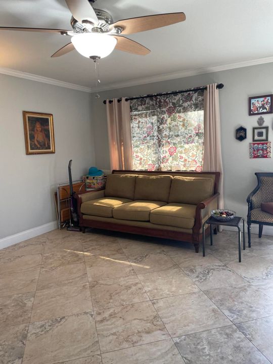 En Renta: $1,600 (2 camas, 2 baños, 880 Pies cuadrados)