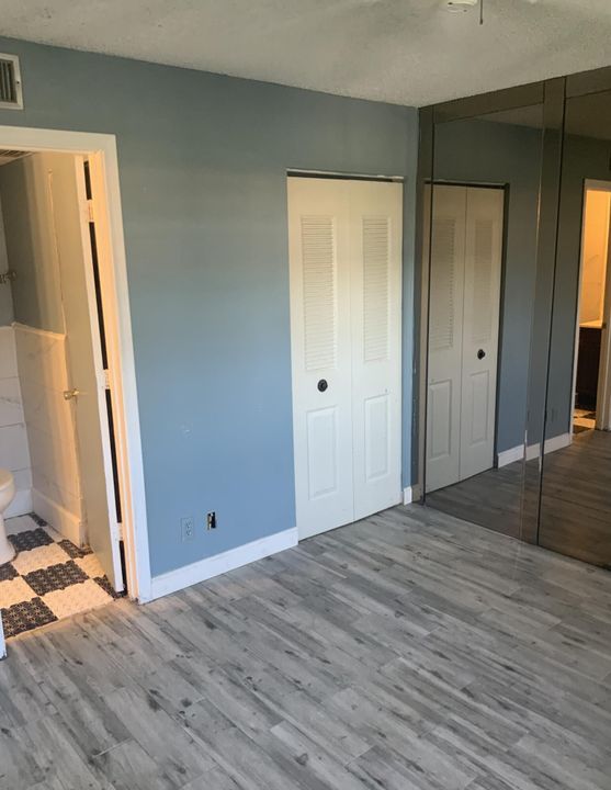 На продажу: $124,900 (2 спален, 2 ванн, 1148 Квадратных фут)