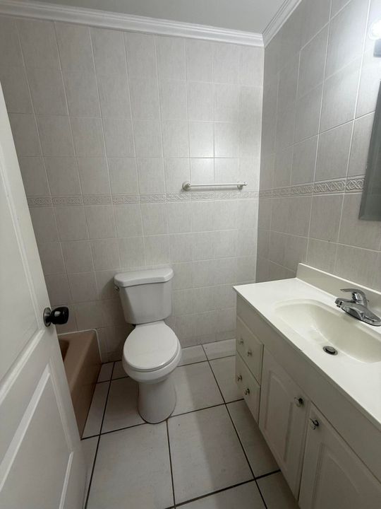 For Sale: $395,000 (3 beds, 2 baths, 1193 Square Feet)