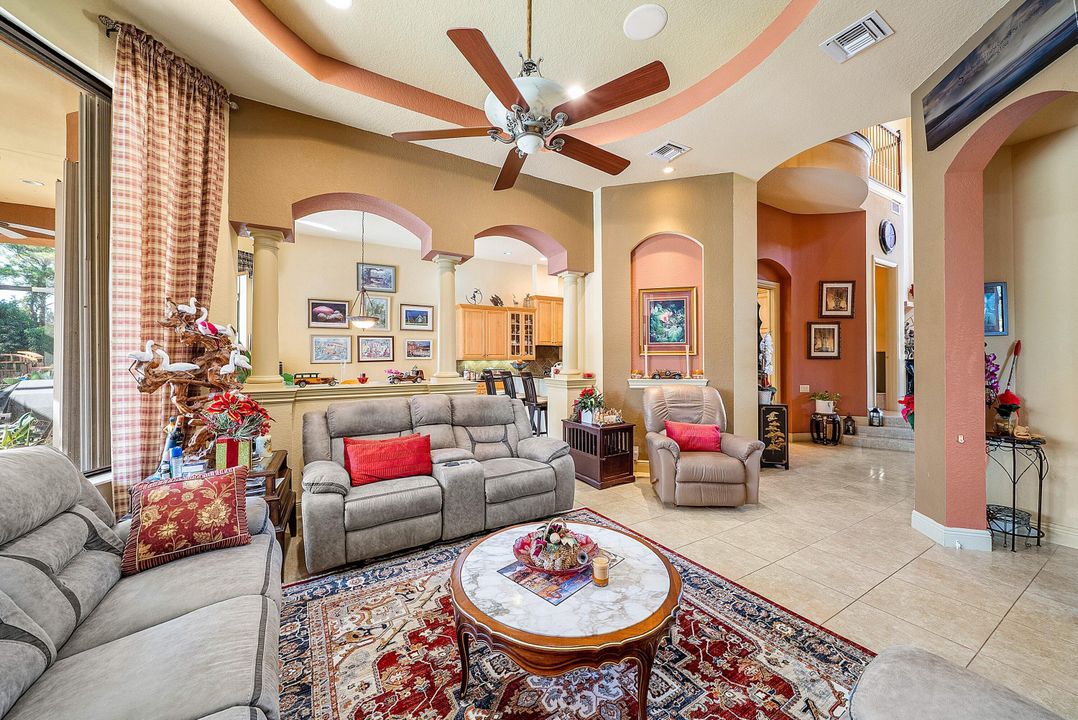 For Sale: $1,999,000 (5 beds, 5 baths, 5581 Square Feet)