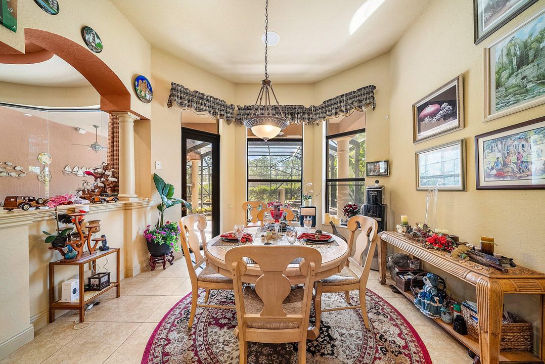 For Sale: $1,999,000 (5 beds, 5 baths, 5581 Square Feet)