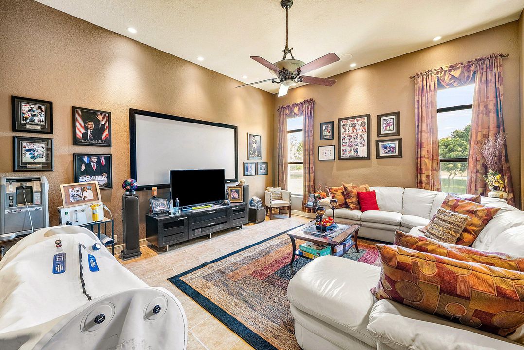 For Sale: $1,999,000 (5 beds, 5 baths, 5581 Square Feet)