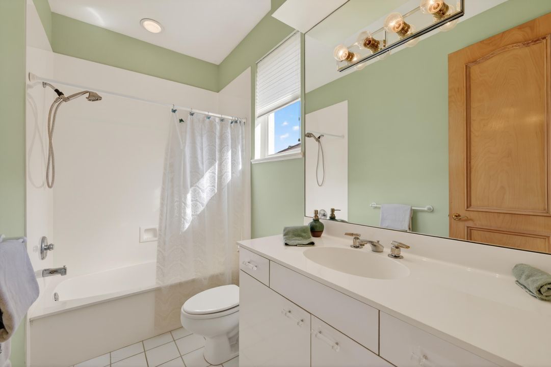 For Sale: $845,000 (3 beds, 3 baths, 3356 Square Feet)