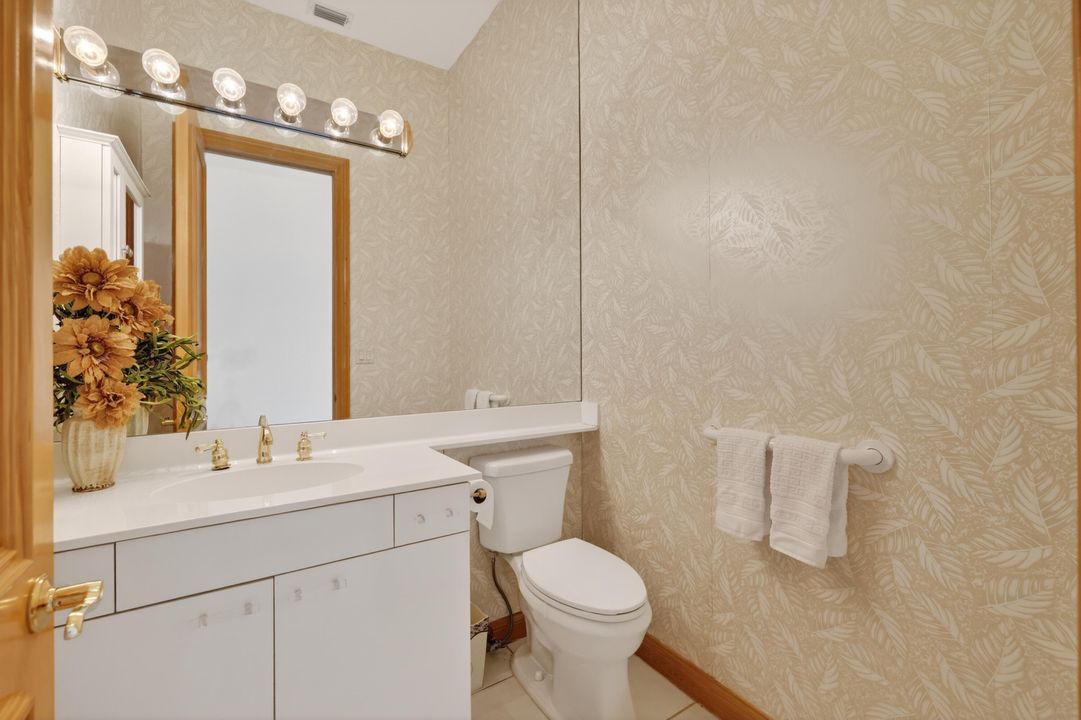 For Sale: $845,000 (3 beds, 3 baths, 3356 Square Feet)