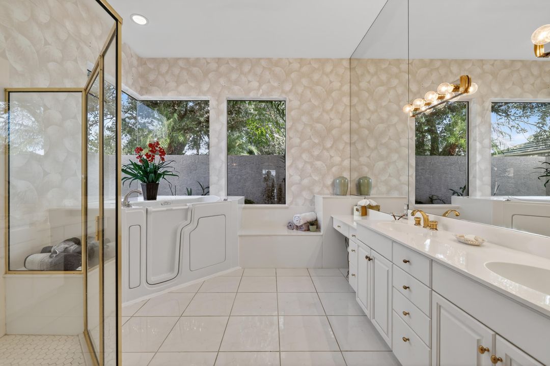 For Sale: $845,000 (3 beds, 3 baths, 3356 Square Feet)