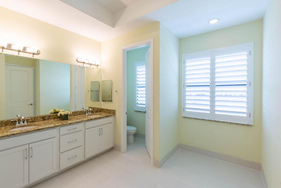 For Rent: $5,500 (4 beds, 3 baths, 2705 Square Feet)