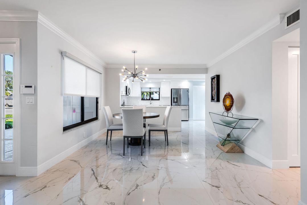 For Sale: $549,000 (2 beds, 2 baths, 1705 Square Feet)