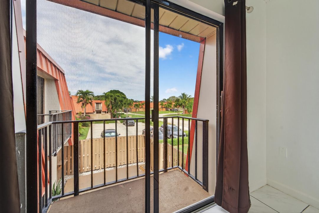 En Venta: $315,000 (2 camas, 2 baños, 1184 Pies cuadrados)