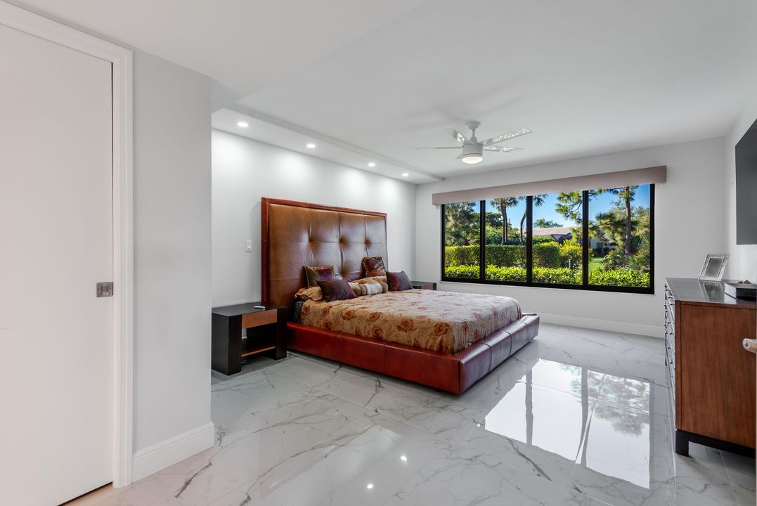 For Sale: $549,000 (2 beds, 2 baths, 1705 Square Feet)