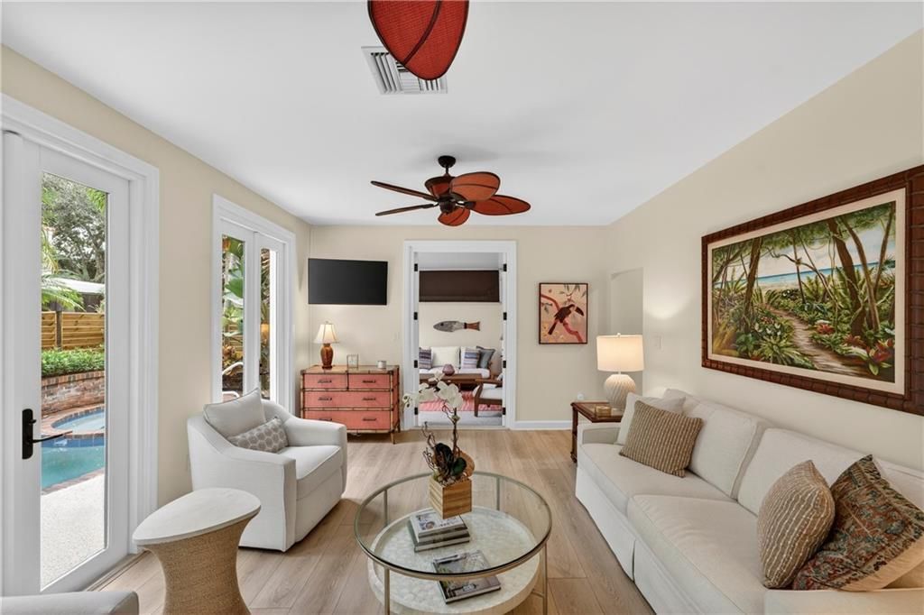 For Sale: $500,000 (2 beds, 2 baths, 1471 Square Feet)