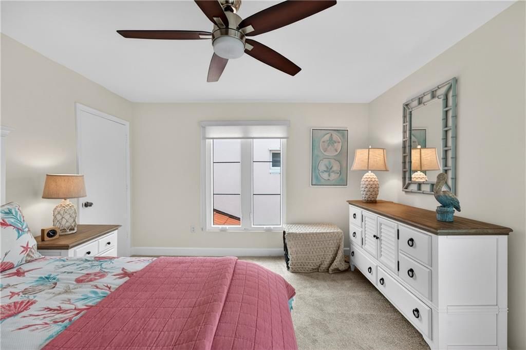 For Sale: $500,000 (2 beds, 2 baths, 1471 Square Feet)