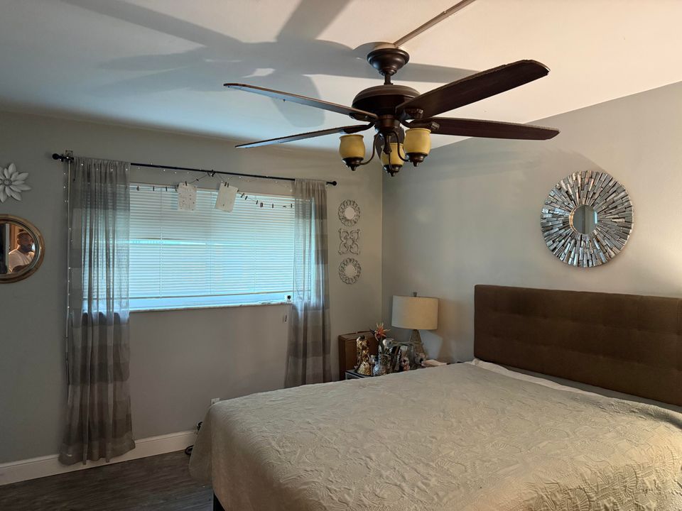 出租: $1,900 (1 贝兹, 1 浴室, 608 平方英尺)