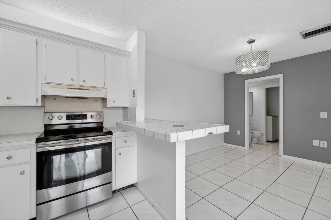 En Venta: $315,000 (2 camas, 2 baños, 1184 Pies cuadrados)