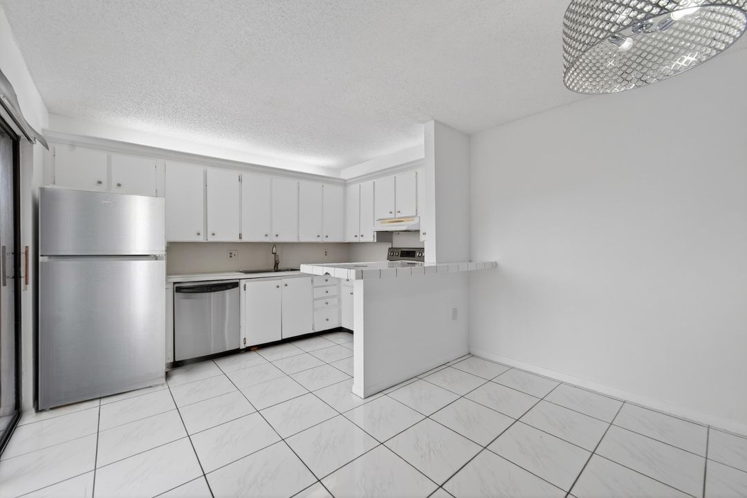 En Venta: $315,000 (2 camas, 2 baños, 1184 Pies cuadrados)