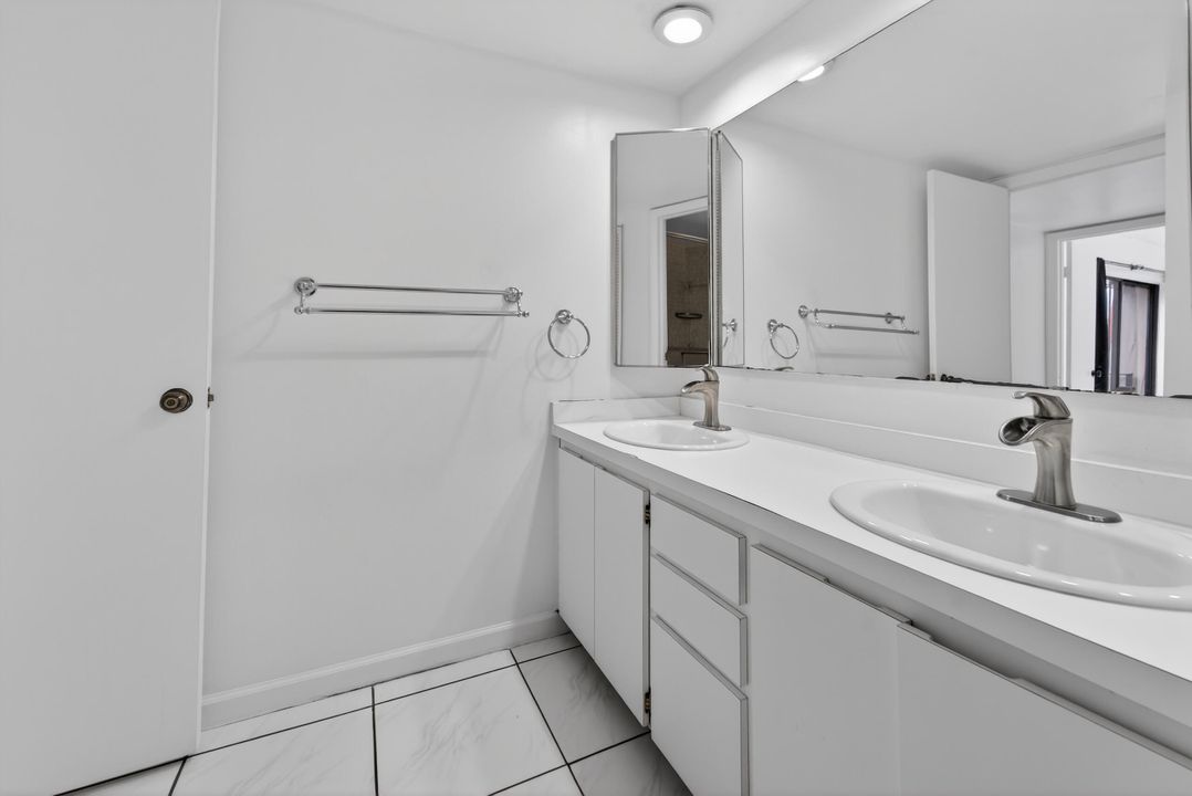 En Venta: $315,000 (2 camas, 2 baños, 1184 Pies cuadrados)