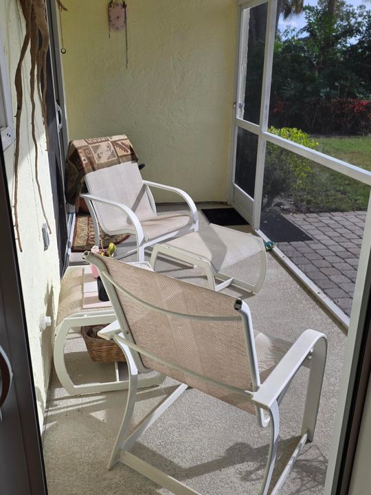 For Rent: $3,500 (2 beds, 2 baths, 1278 Square Feet)