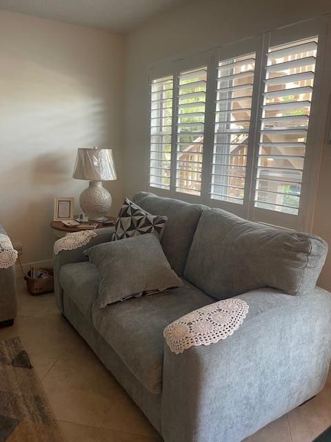 En Venta: $194,000 (2 camas, 1 baños, 651 Pies cuadrados)