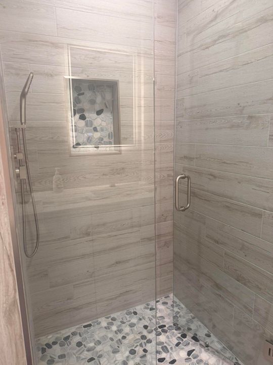 На продажу: $325,000 (2 спален, 2 ванн, 1384 Квадратных фут)