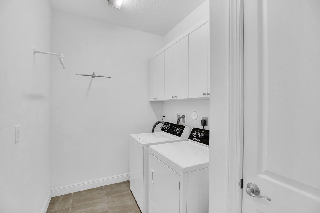 待售: $414,900 (3 贝兹, 2 浴室, 1703 平方英尺)