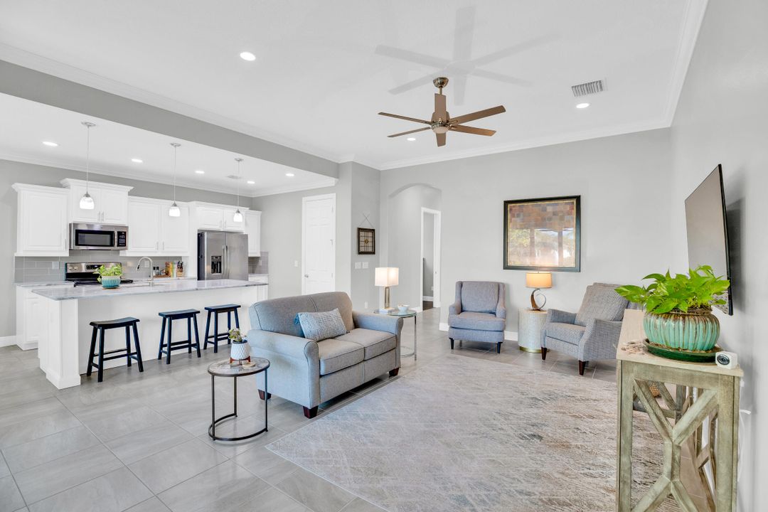 待售: $414,900 (3 贝兹, 2 浴室, 1703 平方英尺)