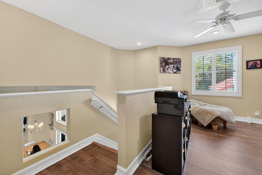 For Rent: $10,900 (5 beds, 4 baths, 3741 Square Feet)