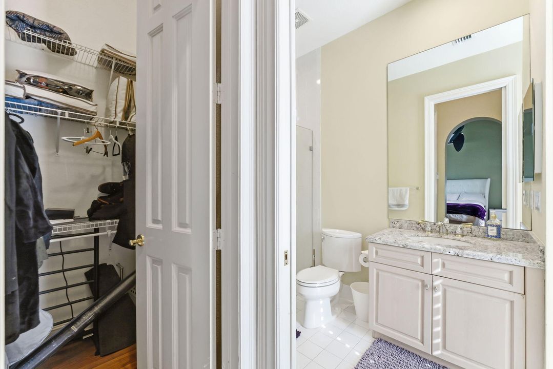 For Rent: $10,900 (5 beds, 4 baths, 3741 Square Feet)