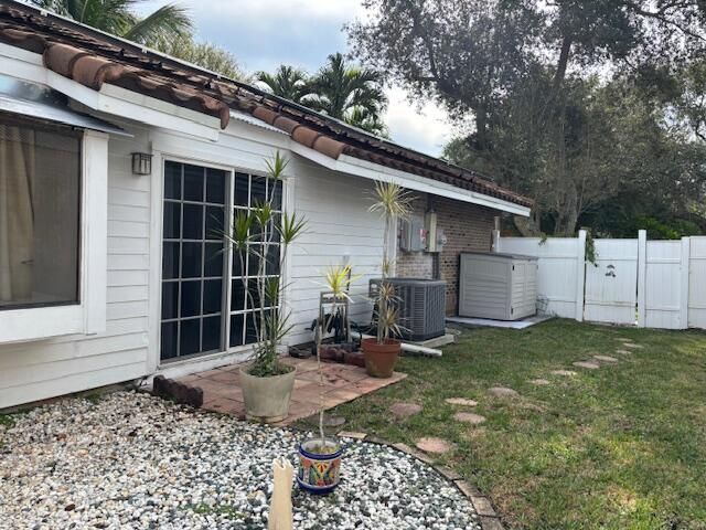 En Venta: $583,000 (2 camas, 2 baños, 1520 Pies cuadrados)