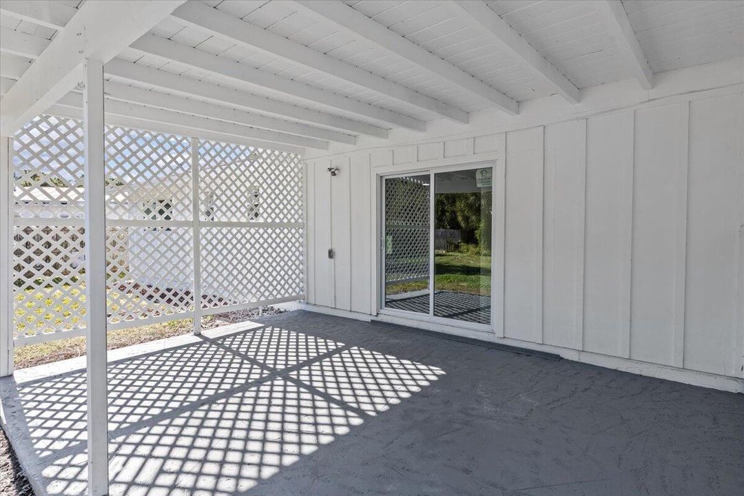 For Sale: $439,990 (3 beds, 2 baths, 1297 Square Feet)