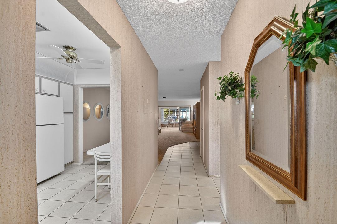 For Sale: $169,900 (2 beds, 2 baths, 1624 Square Feet)