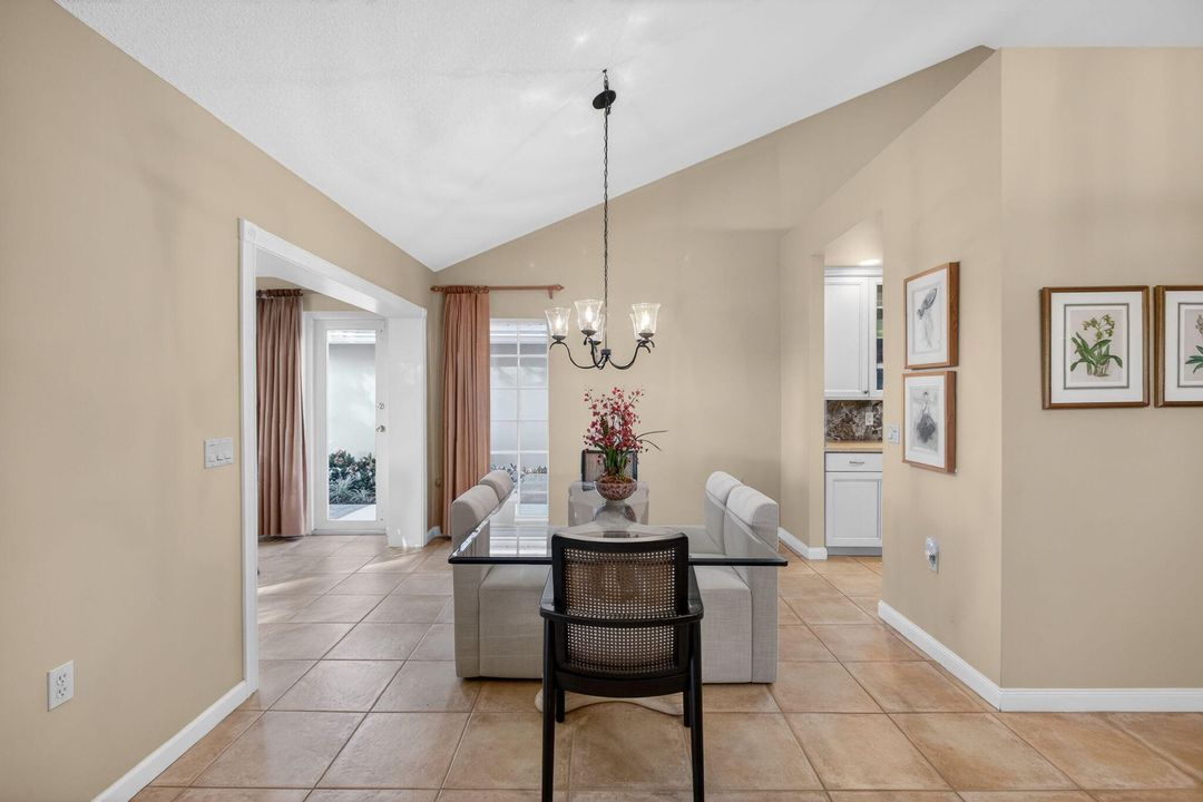 En Venta: $619,000 (3 camas, 2 baños, 2271 Pies cuadrados)