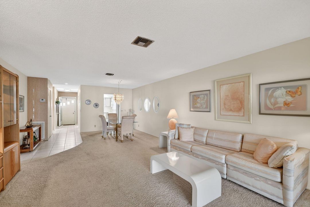 For Sale: $169,900 (2 beds, 2 baths, 1624 Square Feet)