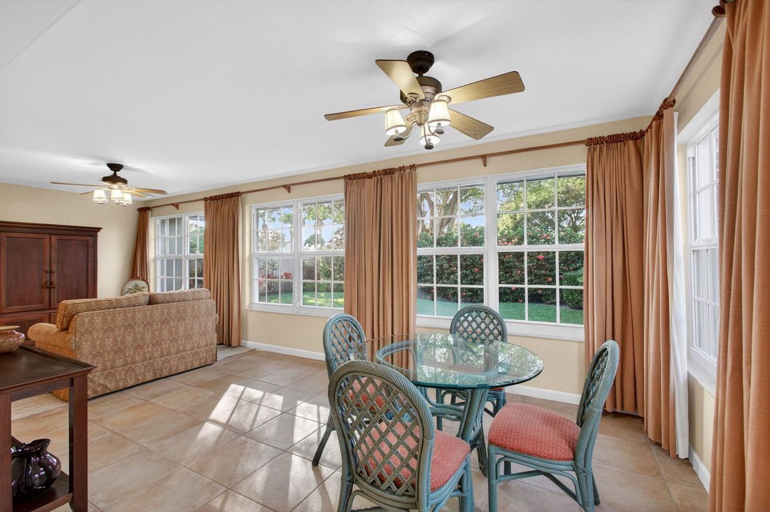 En Venta: $619,000 (3 camas, 2 baños, 2271 Pies cuadrados)