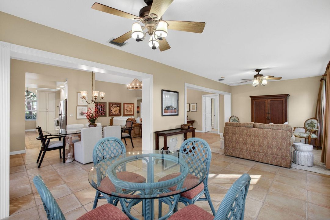 En Venta: $619,000 (3 camas, 2 baños, 2271 Pies cuadrados)