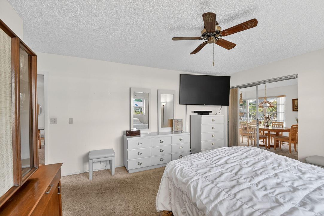 For Sale: $169,900 (2 beds, 2 baths, 1624 Square Feet)