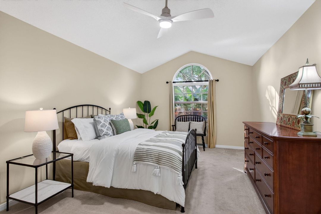 En Venta: $619,000 (3 camas, 2 baños, 2271 Pies cuadrados)