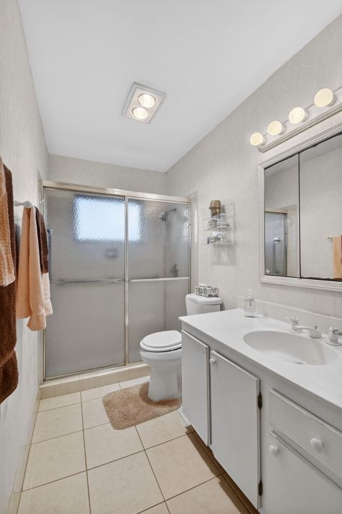 For Sale: $169,900 (2 beds, 2 baths, 1624 Square Feet)