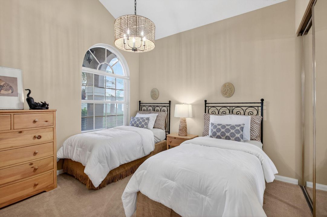 En Venta: $619,000 (3 camas, 2 baños, 2271 Pies cuadrados)