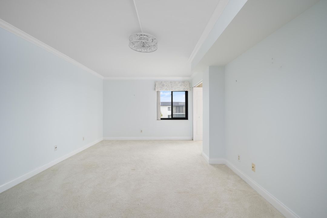 待售: $575,000 (2 贝兹, 2 浴室, 1900 平方英尺)