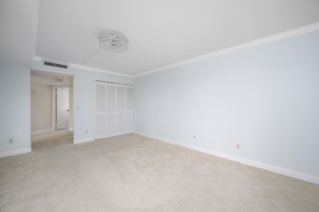 待售: $575,000 (2 贝兹, 2 浴室, 1900 平方英尺)