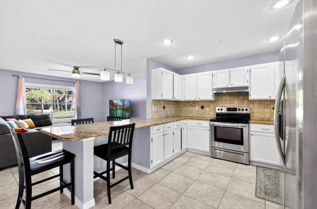 待售: $319,999 (3 贝兹, 2 浴室, 1160 平方英尺)