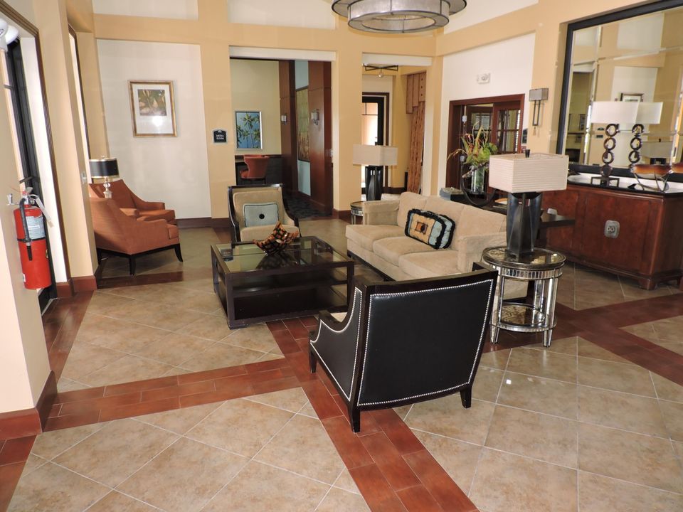 For Rent: $2,500 (2 beds, 2 baths, 1064 Square Feet)