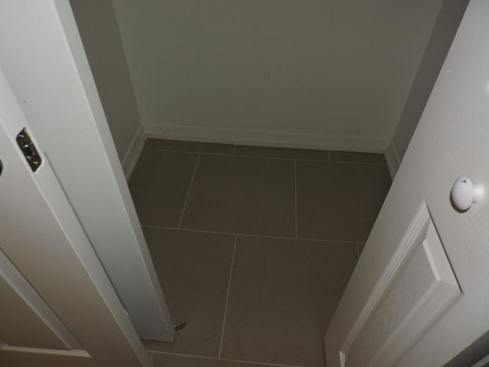 For Rent: $2,500 (2 beds, 2 baths, 1064 Square Feet)