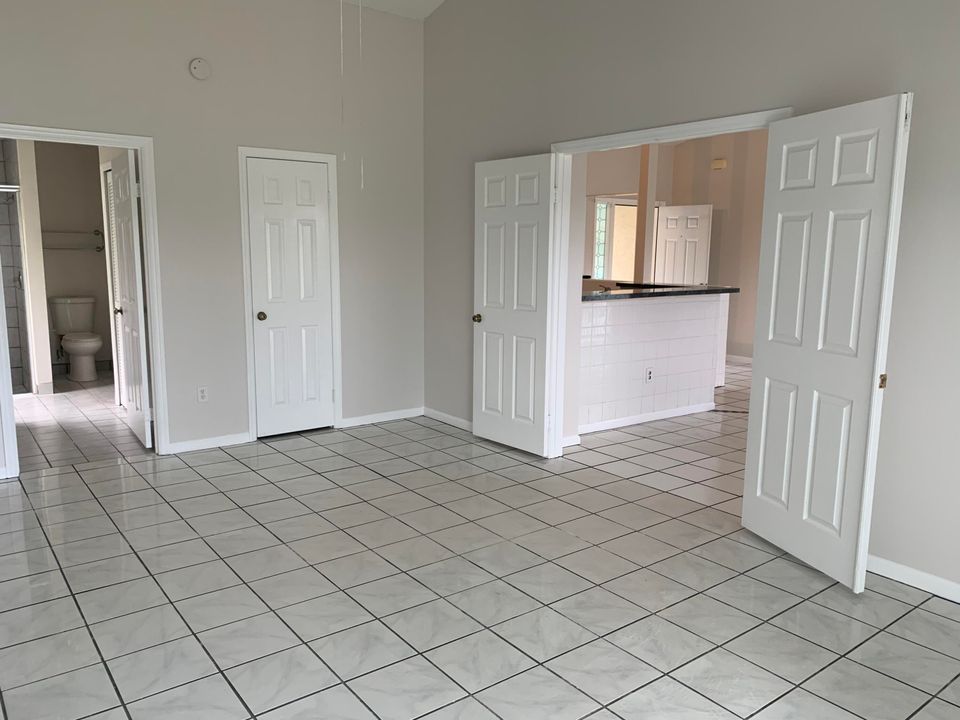 En Renta: $2,850 (3 camas, 2 baños, 1343 Pies cuadrados)