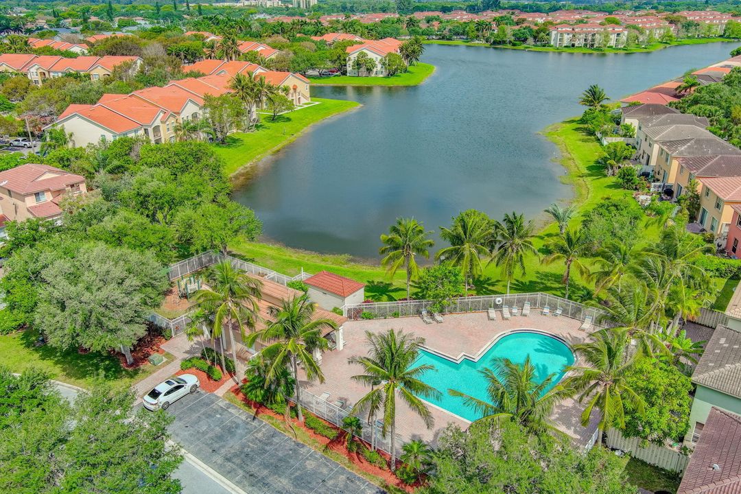 На продажу: $470,000 (3 спален, 2 ванн, 1674 Квадратных фут)