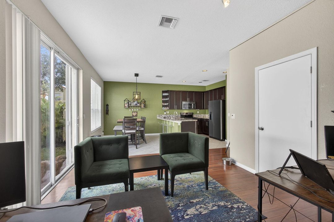 На продажу: $470,000 (3 спален, 2 ванн, 1674 Квадратных фут)