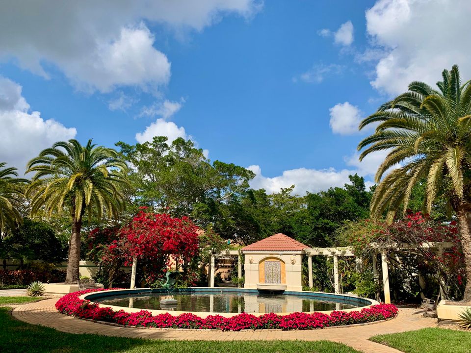 For Sale: $869,999 (3 beds, 2 baths, 2093 Square Feet)