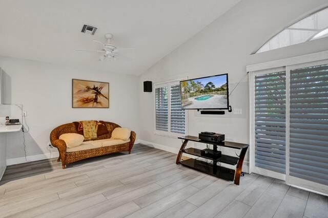 待售: $514,999 (3 贝兹, 2 浴室, 1325 平方英尺)