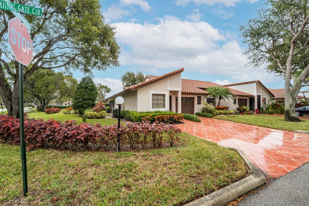 待售: $229,000 (2 贝兹, 2 浴室, 1217 平方英尺)